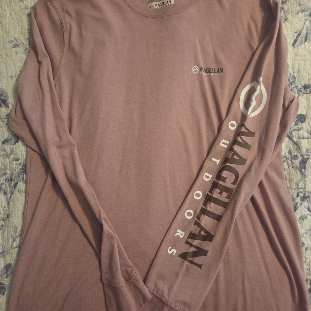 Magellan Outdoors Women's Pink Long Sleeve Tee
